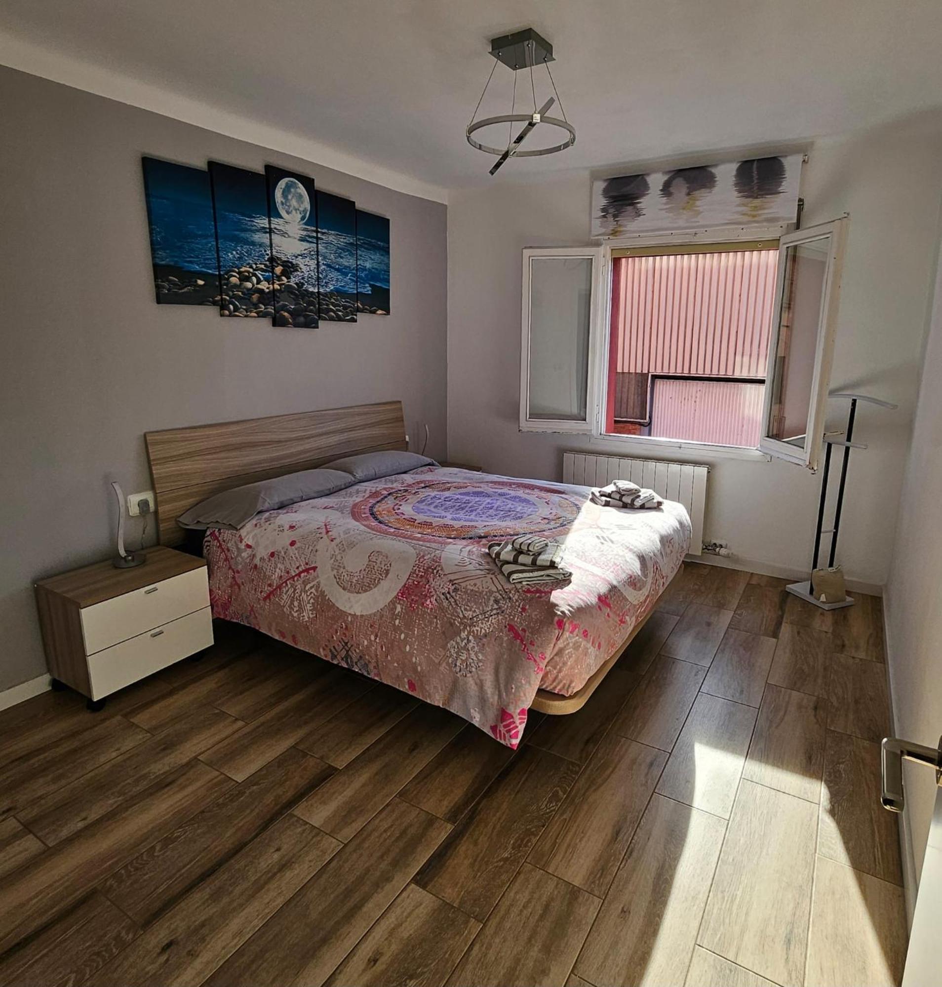 Apartamento Nuria フィゲラス エクステリア 写真