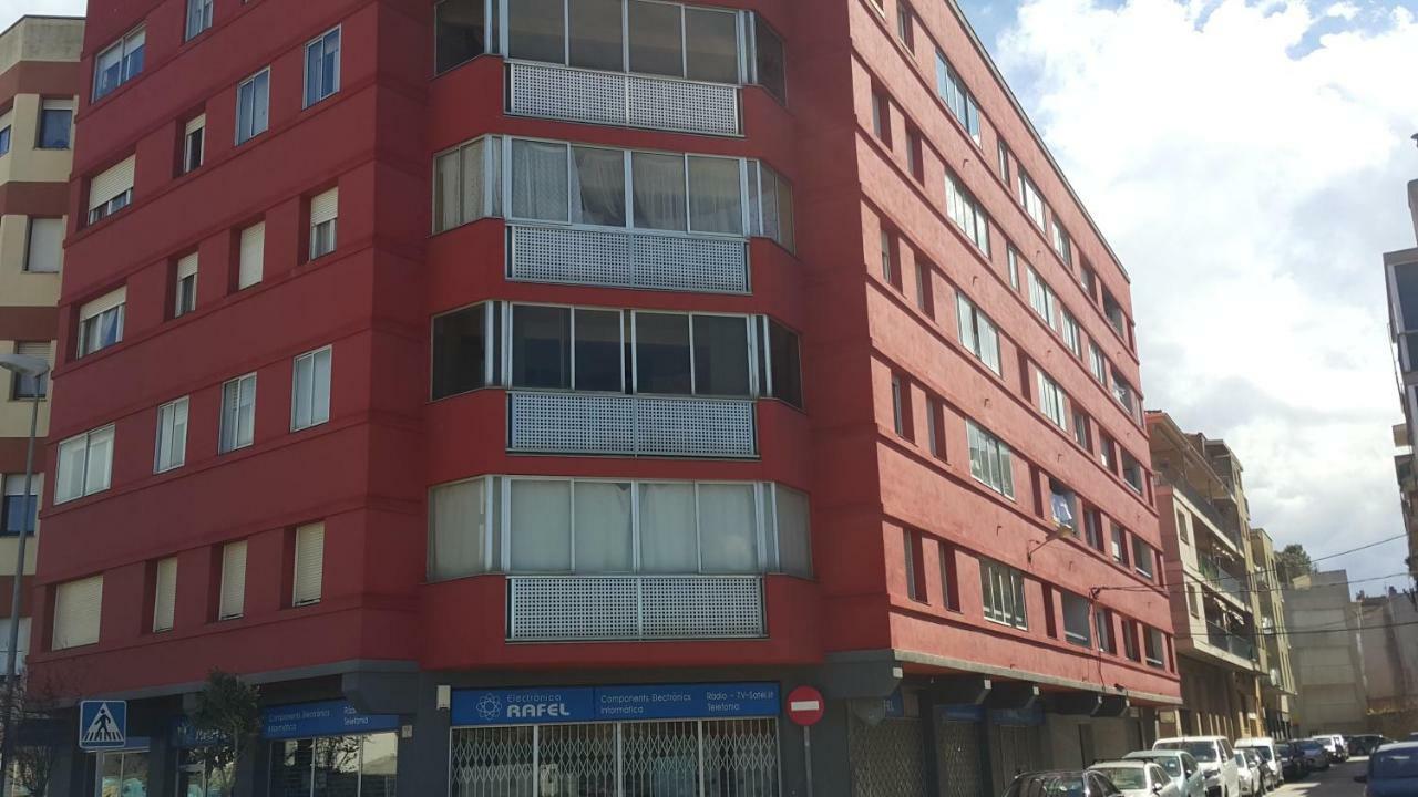 Apartamento Nuria フィゲラス エクステリア 写真
